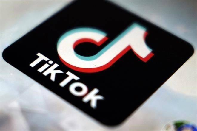 Busca Tik Tok frenar revisión del INAI