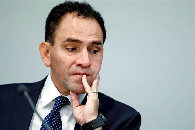 Advierten riesgo para economía con Herrera en Banxico