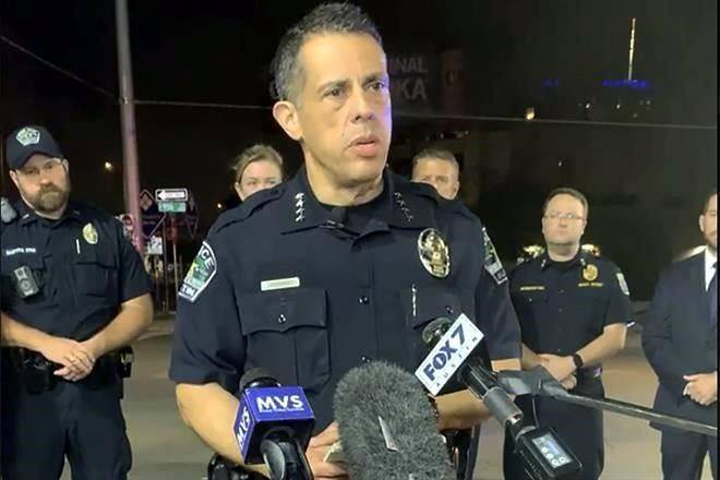 Deja 13 heridos tiroteo en Texas