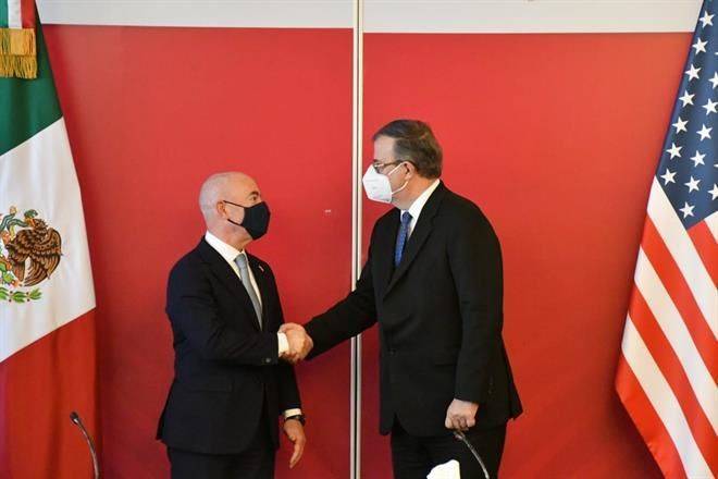 Ve Ebrard coincidencias con Secretario de Seguridad de EU