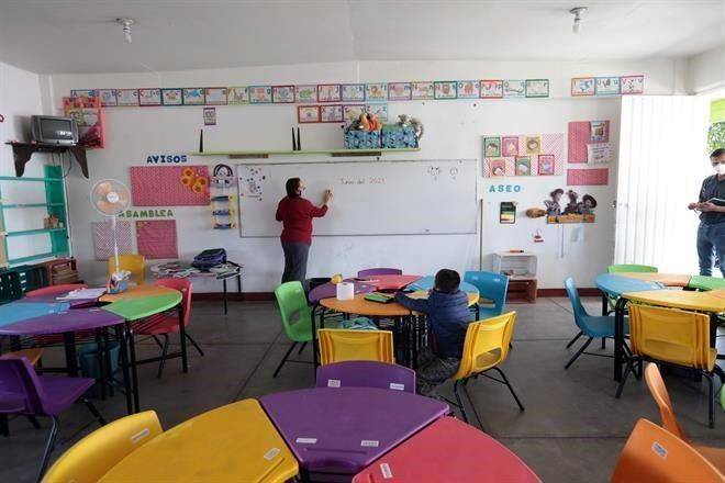 ‘Luis no podía caminar, la escuela le ayudó’