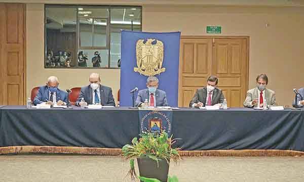 Unidas UAdeC y la Canacintra