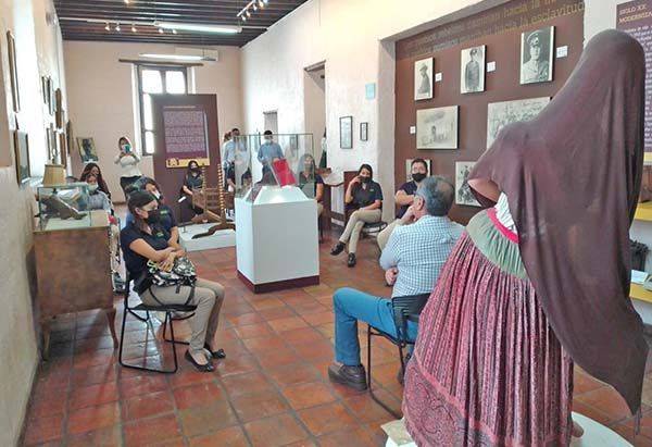 Narra Cronista Sucesos Históricos de la Región