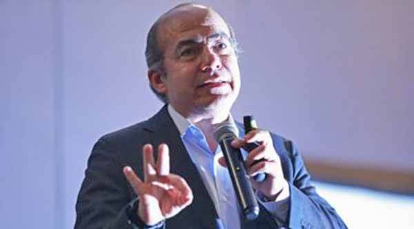 Expresidente Calderón resulta positivo a Covid-19