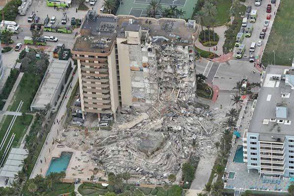 Colapso de edificio en Miami: Hay 22 latinoamericanos desaparecidos