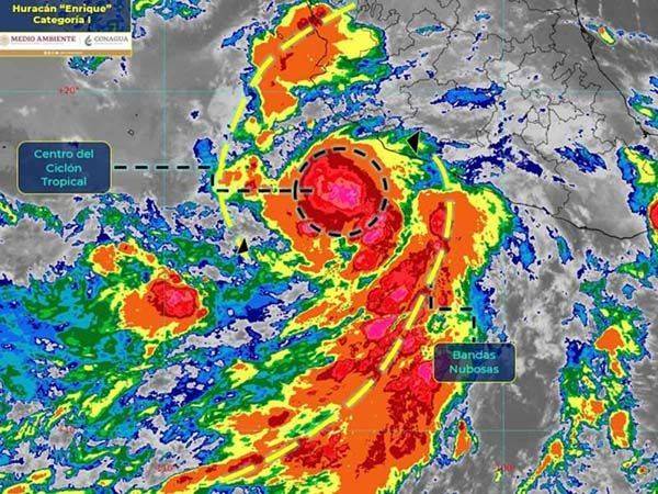 «Enrique» gana fuerza y se convierte en el primer huracán