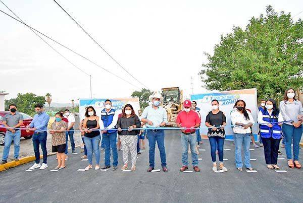 Inicia Paredes con la entrega de obras