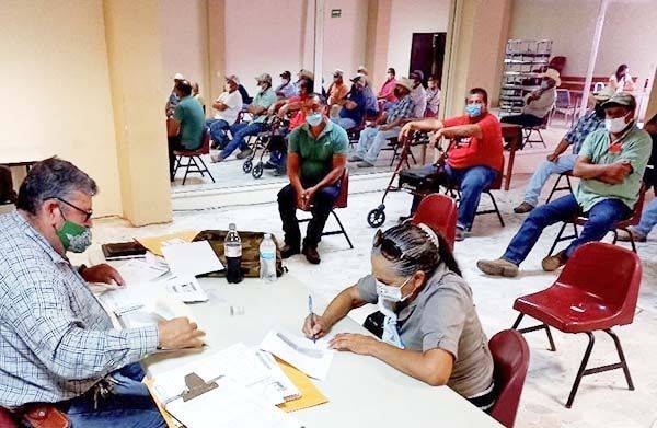 Apoyan a campesinos por pérdida de cosecha
