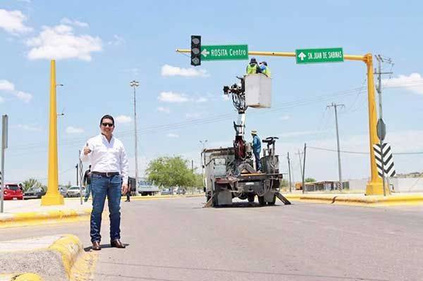 Cumple Julio Long a San Juan de Sabinas