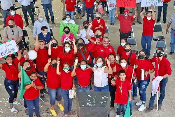 Cierra campaña Lico Quintanilla