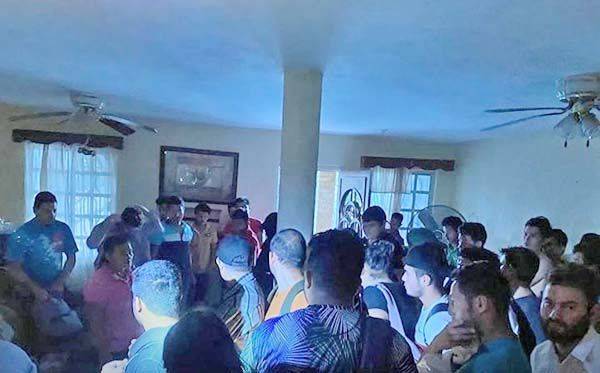 Aseguran a 40 migrantes