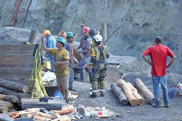 Aprieta Estado rescate minero