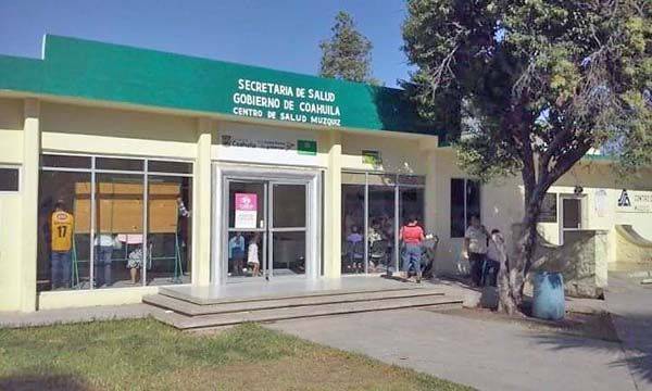 Vacunan contra rubeola y sarampión en Múzquiz