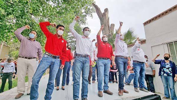 Cierra Ramiro Durán campaña en Arteaga