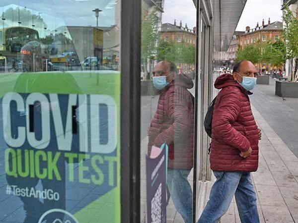Reino Unido registra más de 9 mil nuevos casos covid: variante Delta eleva contagios