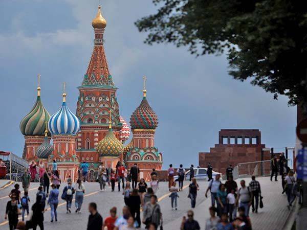 Rusia sufre repunte de covid-19