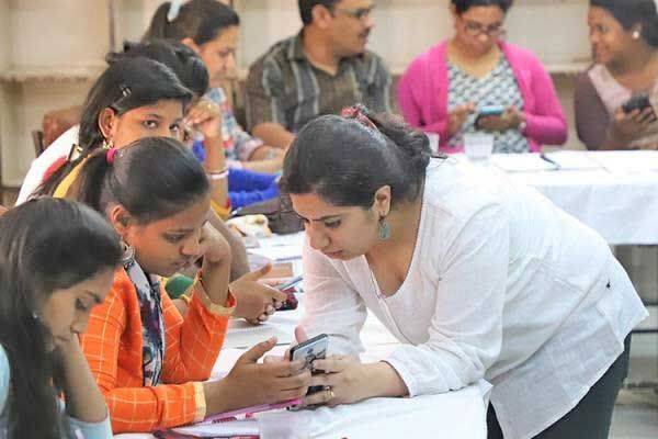 Suspenden pago de beca de bachilleres