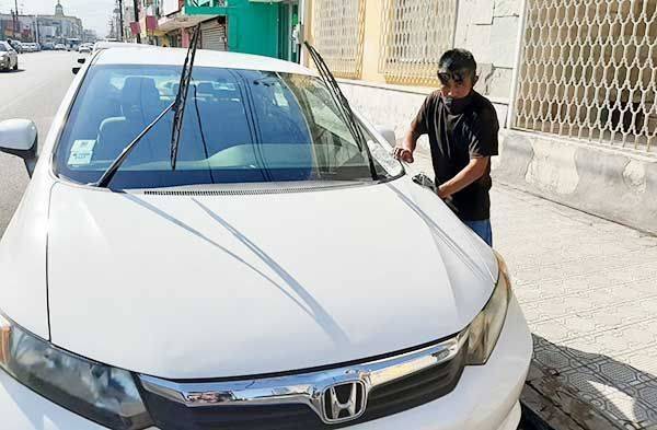 Ni los 43° lo detienen