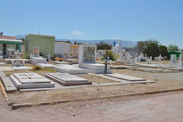 En 2 meses panteones sin entierros por Covid