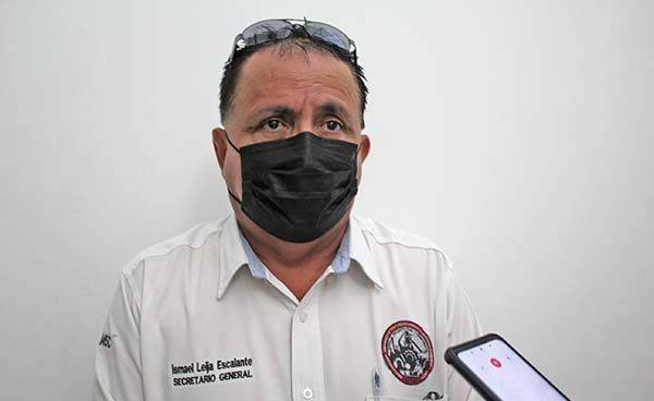 Trabajadores pueden continuar confinados