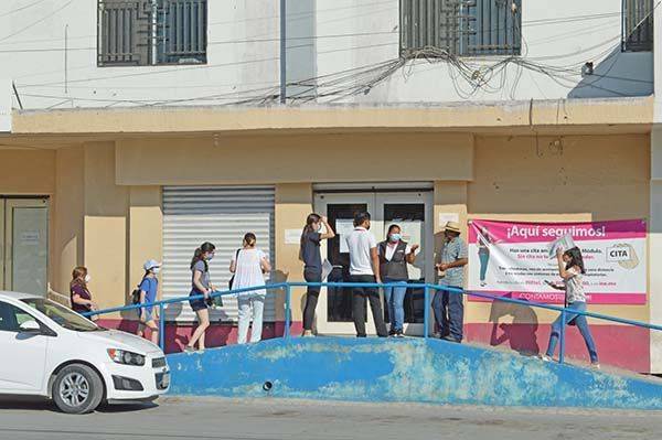 Reanudan trámites de credencial de elector