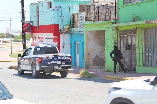 Intentan robar láminas en casa abandonada