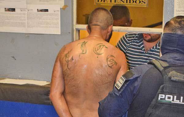 Tóxico causa daños en su casa