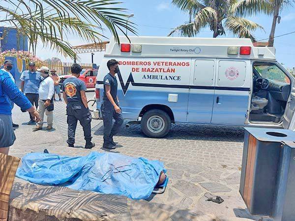 Muere monclovense en Faro de Mazatlán