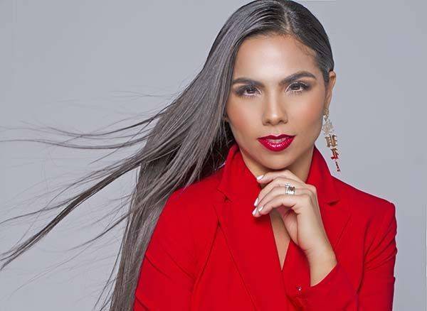 Convierte en Best Seller su lucha contra anorexia