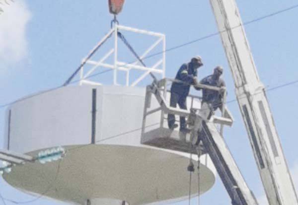 Avanza instalación de tanque elevado