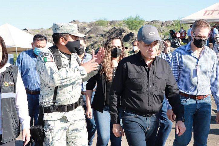 CONTINÚAN ACCIONES DE RESCATE DE MINEROS EN MÚZQUIZ