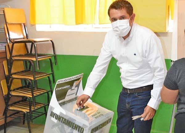 Hugo Iván Lozano Sánchez Candidato del PRI a la alcaldía de San Buenaventura