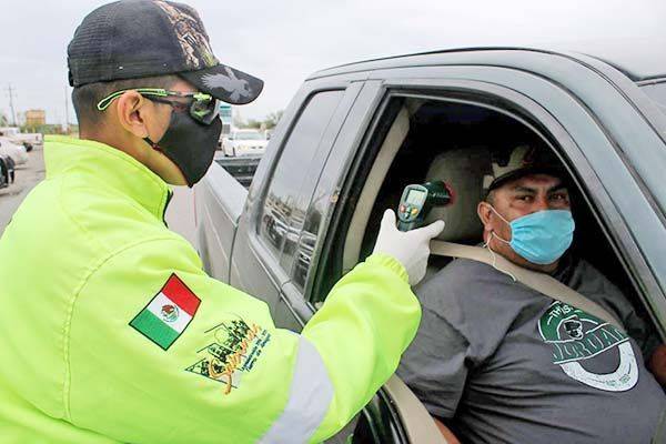 Entregan burócratas su declaración patrimonial
