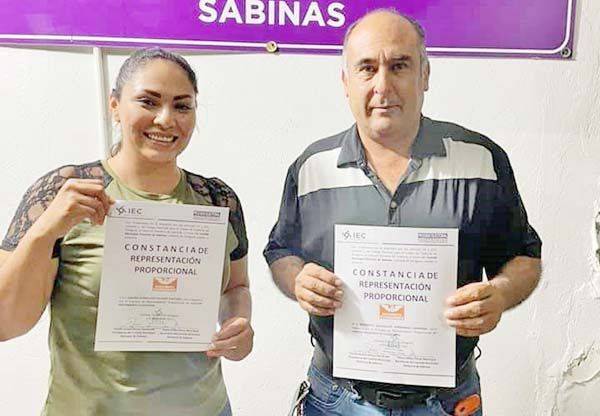 Reciben constancias regidores de Sabinas
