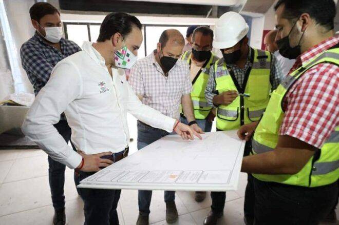 Supervisa Manolo nuevo edificio municipal