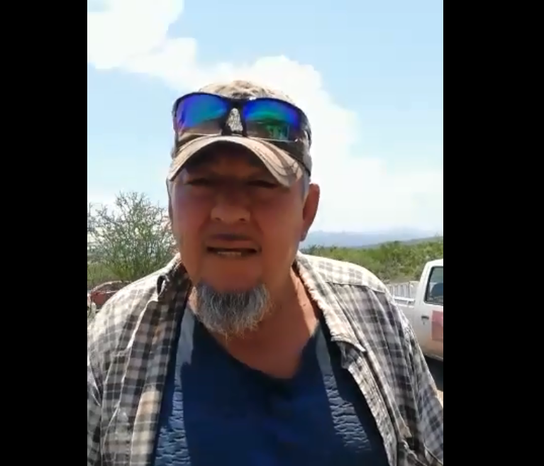 Sepulto a su hermano y regreso al rescate de más mineros.