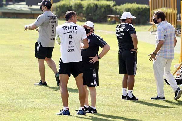 Arrancó la era del ‘Piojo’ Herrera en Tigres