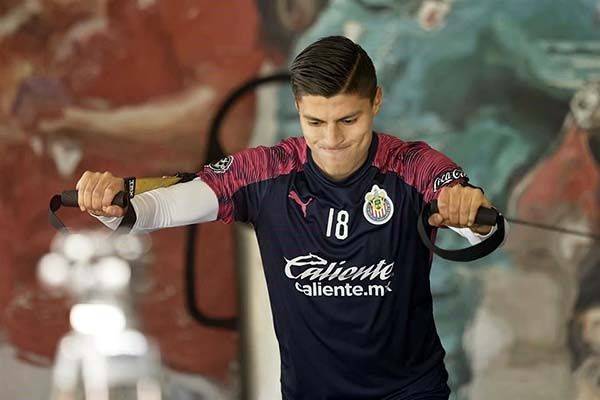 Tiene Ronaldo Cisneros problema cardíaco