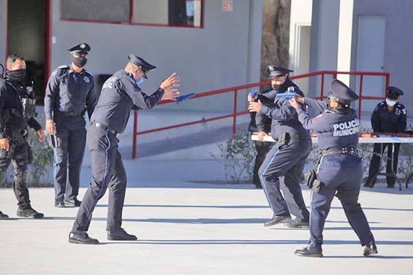 Inician 117 cadetes la Academia de Policía