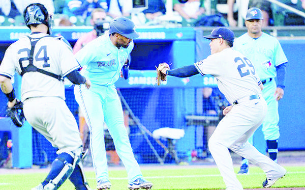 Yankees logran lo nunca hecho en sus 118 años en MLB; los amos del triple-play