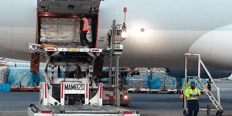 Ssa suma 6 millones de vacunas en una semana para combatir COVID en México