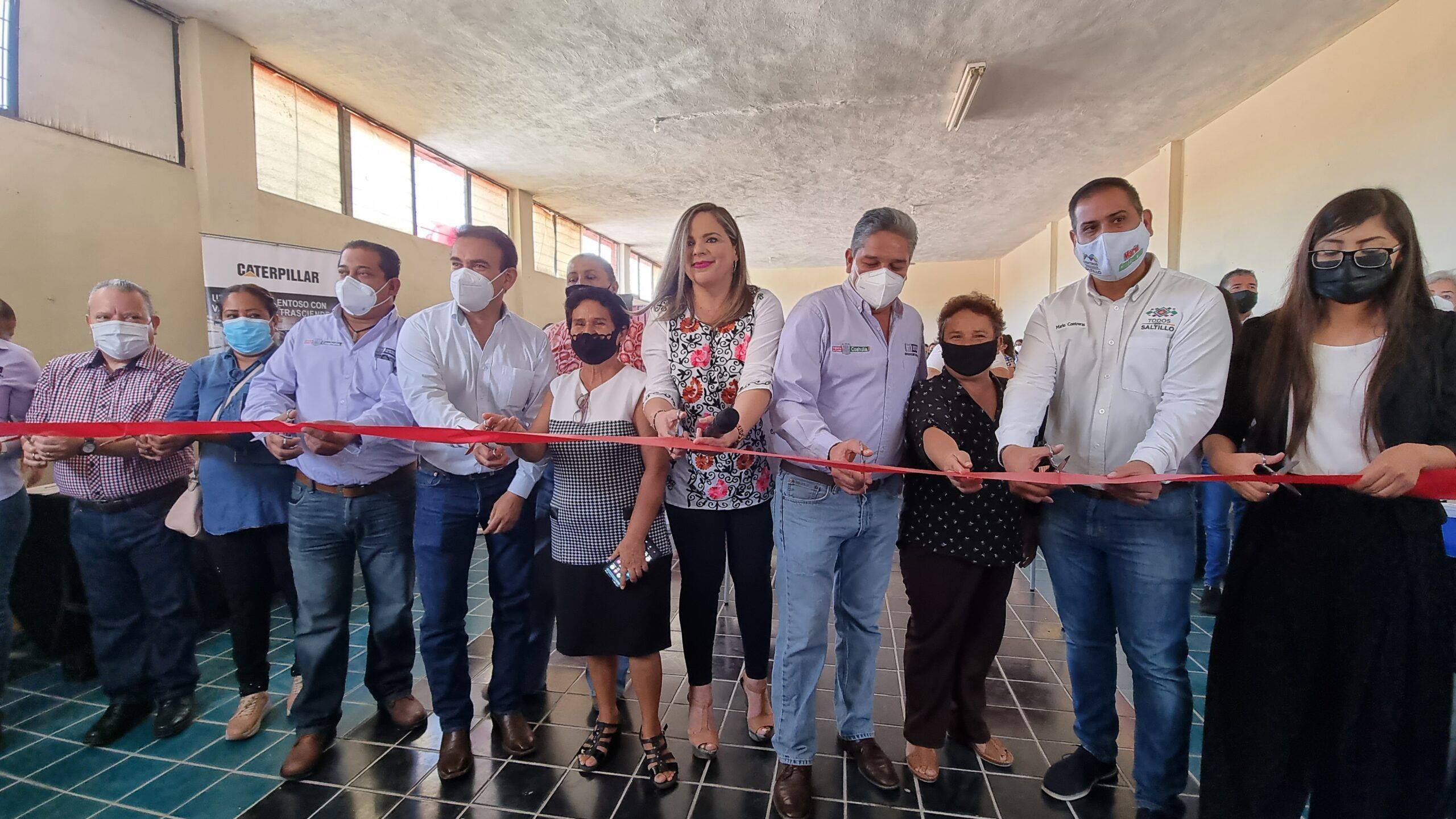 Gestiona Álvaro Moreira feria del empleo para Saltillo