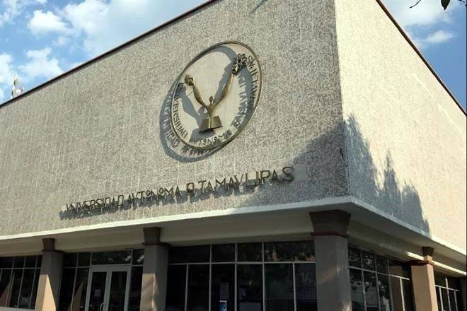 Denuncia UIF a primo de Cabeza de Vaca por corrupción
