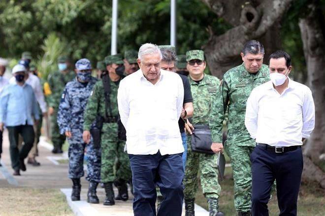 Supervisa AMLO tramos del Tren Maya en Yucatán