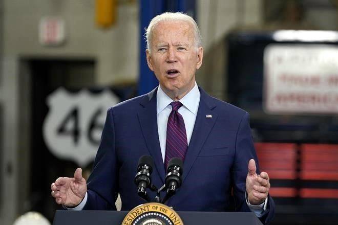 Respalda Biden protestas en Cuba