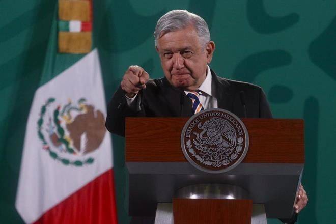 Cierra AMLO actos públicos por veda de consulta