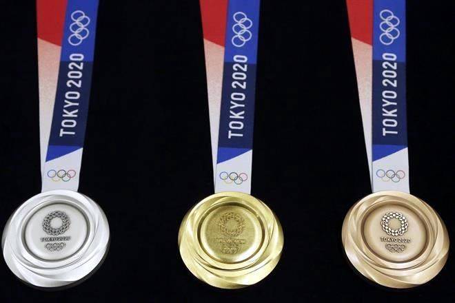 Abre Tokio la cosecha de medallas