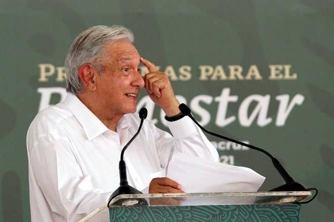 Llueva o truene, clases en agosto.- AMLO