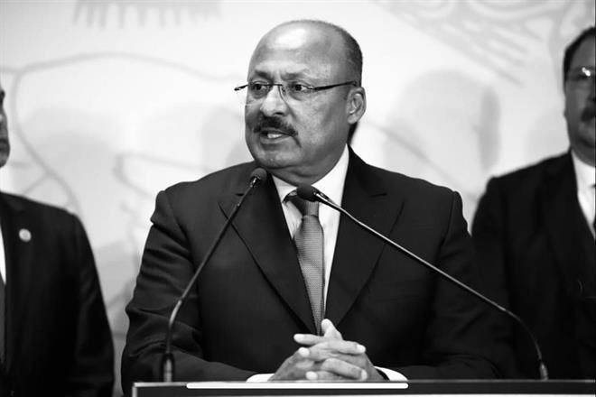 Murió René Juárez Cisneros