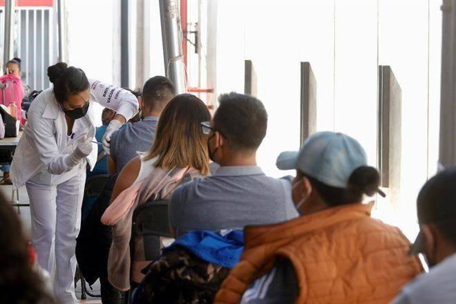 Determina Ssa que vacunados pueden regresar a trabajar